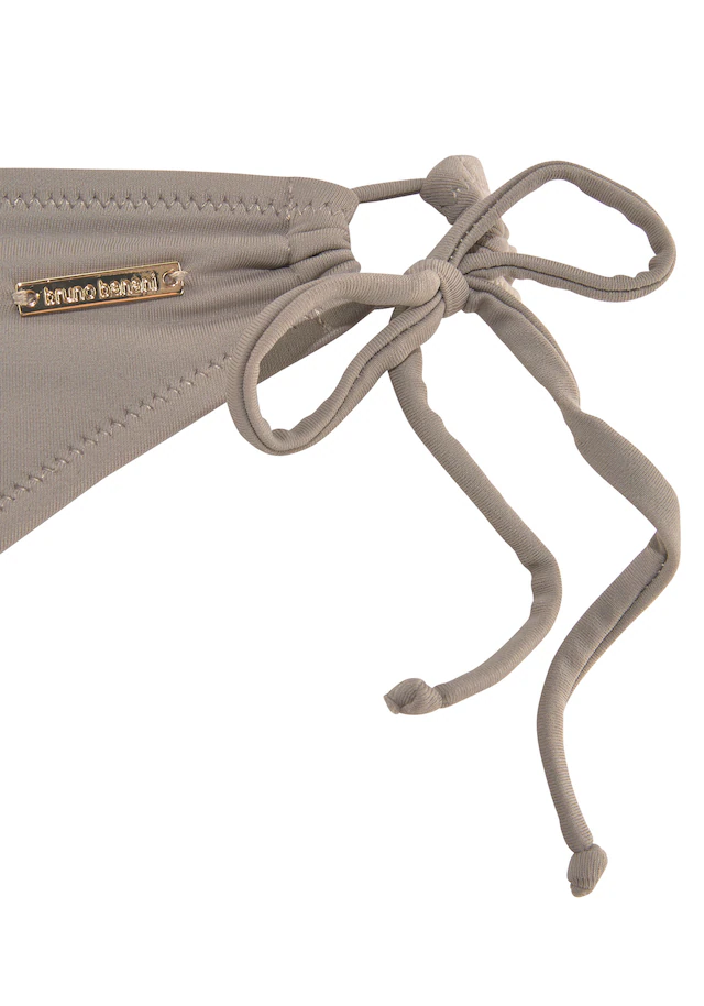 Bruno Banani Triangel-Bikini, Mit Gold-schwarzenen Accessories 6 Bruno Banani Triangel-Bikini, Mit Gold-schwarzenen Accessories – Bild 4