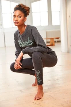 Bench. Leggings, Mit Logo Stickerei Auf Dem Bein -Bikini Mode Geschaft 006073279a37e4788df465b196b1cb2c