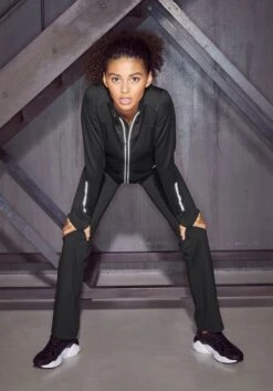 LASCANA ACTIVE Laufjacke, Thermo Mit Reflektierenden Details -Bikini Mode Geschaft 05b62975576979fea619c38df51adce2