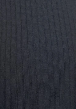 Bench. Shorts -Bikini Mode Geschaft 0865edb2865a382d25d2ced1e7784449