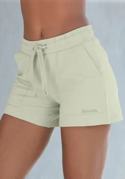 Bench. Sweatshorts, Mit Aufgesetzten Taschen -Bikini Mode Geschaft 0f897a542efc6e2f2aa23c069100cc50