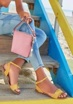 Vivance Umhängetasche, Handtasche, Minibag Mit Abnehmbarer Tassel VEGAN 39 Vivance Umhängetasche, Handtasche, Minibag Mit Abnehmbarer Tassel VEGAN -Bikini Mode Geschaft 1c4249d4852f9ef2bdae0b6ae446ad57