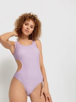 LSCN By LASCANA Badeanzug »Gina«, Mit Cut-Outs An Den Seiten -Bikini Mode Geschaft 2ea30d306e10addd86262c8dbbec3ded