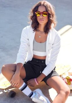 Buffalo Sweatbermudas, Mit Seitlichen Eingrifftaschen -Bikini Mode Geschaft 301e922a6da9c48e180c32d13d0ad7f9