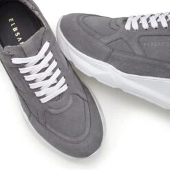 Elbsand Sneaker, Aus Veloursleder Mit Casual Chunky Sohle -Bikini Mode Geschaft 34abbce3627683da232663ddc4014744