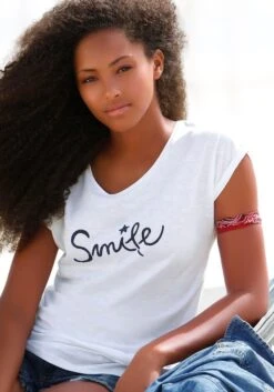 Beachtime T-Shirt, Mit Modischem Frontdruck "Smile" -Bikini Mode Geschaft 4b4f360baa4472e4436c45e1d1f708ed