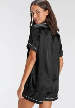 Bruno Banani Shorty, (2 Tlg., 1 Stück), Mit Kontrastpaspel-Details -Bikini Mode Geschaft 53ed5cfe68e5c6af07844c77ca5727c4