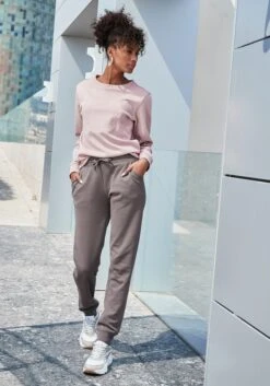 Bench. Jogginghose, Mit Dezenter Logostickerei -Bikini Mode Geschaft 57cd57ec379ed789f3a25fb0bd62cebc