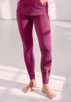 Bench. Leggings, Mit Glitzernder Logostickerei Auf Dem Bein -Bikini Mode Geschaft 5dc18f719dd8413b9016660a34be6dd5