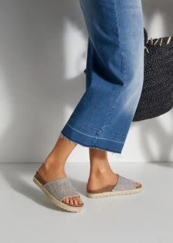 Venice Beach Pantolette, Mit Dezenter Bast-Optik Und Korkfußbett -Bikini Mode Geschaft 6c3d04cf546b129d64e22a7e8b4629d9