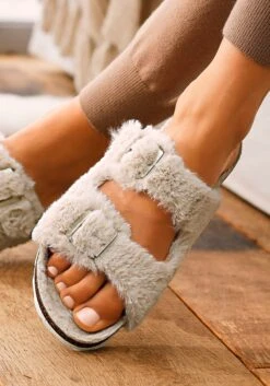 Vivance Hausschuh, Pantolette Mit Kuscheligem, Warmen Fellimitat Und Bequemem Korkfußbett -Bikini Mode Geschaft 6e48cb59b093eb15a80ad22d0697f728