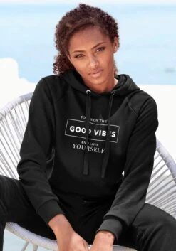 Buffalo Kapuzensweatshirt, Mit Foildruck -Bikini Mode Geschaft 7bf67464fc09f245694eefba6fe1e3db