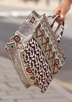 Vivance Umhängetasche, Kleiner Shopper Mit Modischem Jacquardmuster VEGAN -Bikini Mode Geschaft 7f3a690d06cfea3e3902a0b33aa8ea79