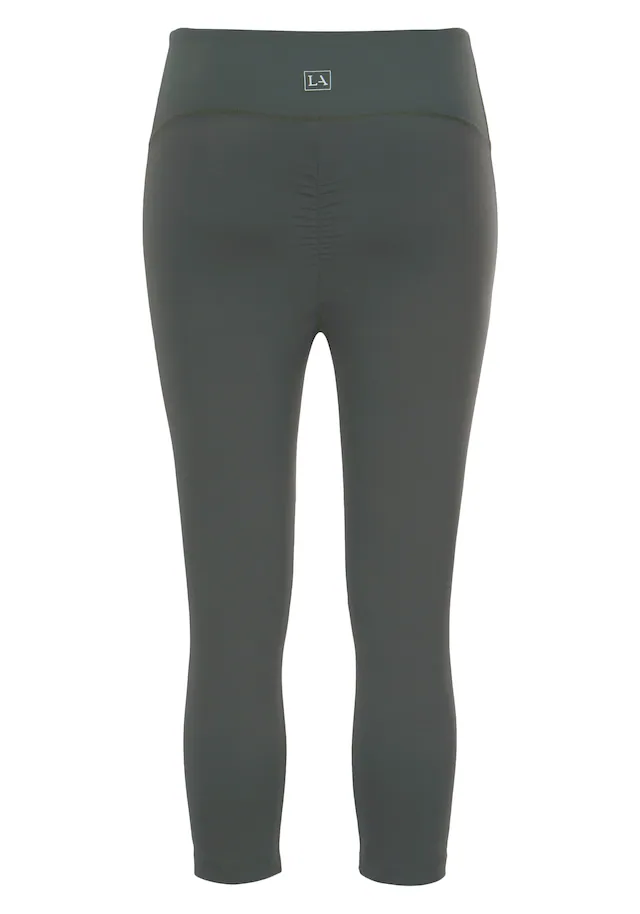 LASCANA ACTIVE Caprileggings, Mit Kleiner Raffung 13 LASCANA ACTIVE Caprileggings, Mit Kleiner Raffung – Bild 11