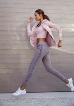 LASCANA ACTIVE Jogginghose, Mit Reißverschlusstaschen -Bikini Mode Geschaft 86bc5e5538864d4f946b22f0a812ea44