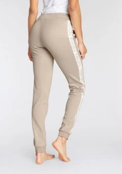 Bench. Relaxhose, (1 Tlg.), Mit Logo Schriftzug Auf Dem Tape -Bikini Mode Geschaft 87f9e1da4535f22e82f9d0420d5d3b08