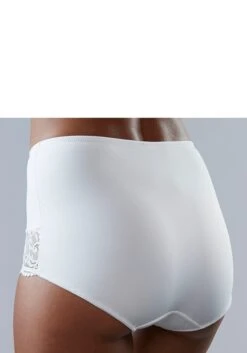 Nuance High-Waist-Panty, Mit Spitzeneinsätzen -Bikini Mode Geschaft 8a488c2e6627142596cac1e8dc364d85