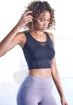 LASCANA ACTIVE Funktionsshirt, Mit Racerback Und Mesh-Einsätzen -Bikini Mode Geschaft 96995637f60de47a452cc3e4b30895fc