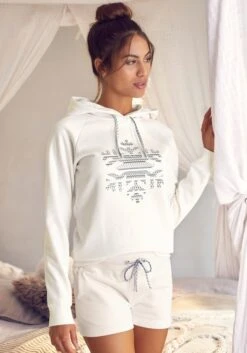 S.Oliver Relaxshorts, Mit Norwegermuster Details -Bikini Mode Geschaft 9eea2216115fd032ca981cc24089878b