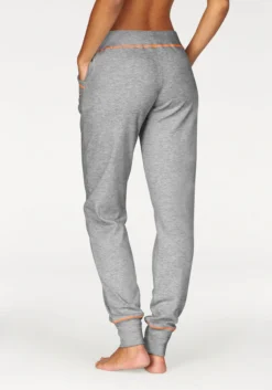 Bench. Relaxhose, Mit Kontrastfarbenen Nähten -Bikini Mode Geschaft 9f4f9f0b4f6489fc0e78edbe6f26c7c7