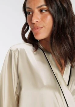 Bruno Banani Kimono, Mit Kontrastpaspel-Details -Bikini Mode Geschaft a96b95ed28f6aef06e52a0541b9af4a6