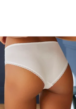 S.Oliver Panty »Clarissse«, Mit Dezent Transparenten Spitzeneinsätzen -Bikini Mode Geschaft aafb38cd01fdb6b81440436b3d62e897