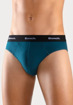 Bench. Slip, (Packung, 4 St.), Mit Kontrastfarbigem Webbündchen -Bikini Mode Geschaft b673b3471b8711d652cf1c1ae409e46e
