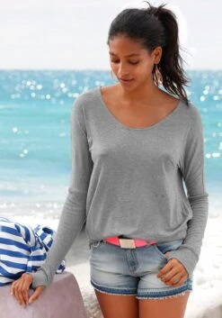 Bench. Langarmshirt, Mit Tiefem Rückenausschnitt -Bikini Mode Geschaft b84e546d957f9db07f7aa96477b04d6d