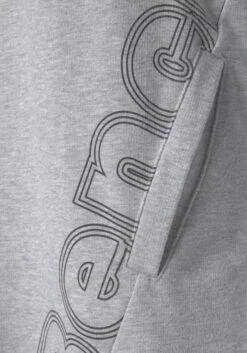 Bench. Sweatkleid, Mit Diagonaler Naht -Bikini Mode Geschaft b8b4a730450580dcc6255c83352622b9