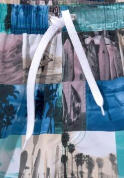 Buffalo Badeshorts, Mit Fotoprint In 2 Längen 12 Buffalo Badeshorts, Mit Fotoprint In 2 Längen -Bikini Mode Geschaft bbf4cb0f39703619628731341e68ace9