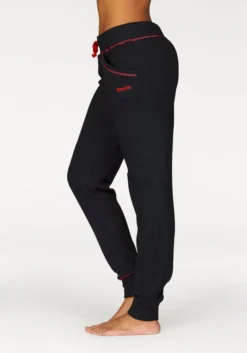 Bench. Relaxhose, Mit Kontrastfarbenen Nähten -Bikini Mode Geschaft bfb62e4bea1de842a64de4d4068ec4f1