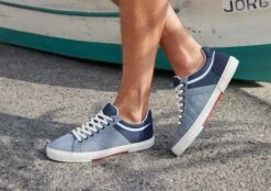 AUTHENTIC LE JOGGER Sneaker, Aus Hochwertigen Materialien -Bikini Mode Geschaft c62fbcb166aa90a57a889002abcb854d