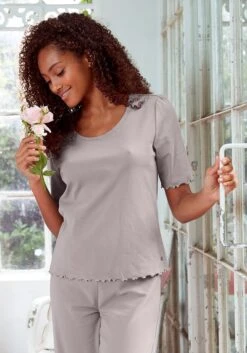 S.Oliver Pyjamaoberteil, Mit Puffärmeln -Bikini Mode Geschaft d109db99b91b7d315dc2aa582d0c2051