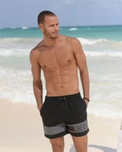 Chiemsee Badeshorts, Mit Kontrasteinsatz Und Markenschriftzug