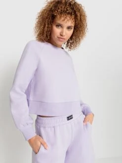 LSCN By LASCANA Sweatshirt, Mit Ziernähten -Bikini Mode Geschaft d6f7a0c1ec702c19ec8eda47d74c07b2
