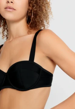 LSCN By LASCANA Bügel-Bikini-Top »Gina«, Mit Ziernähten -Bikini Mode Geschaft d95e5b8ae6e231b865a9612851ea76b4