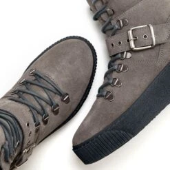 Elbsand Stiefelette, Boots Aus Weichem Leder Mit Reißverschluss Und Schnürung -Bikini Mode Geschaft e8f65e8b978bf3d94792cc575316296a