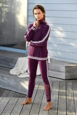 Bench. Leggings, Mit Logodruck In Metalloptik -Bikini Mode Geschaft ea5fda28e568bae9e7c9a32795128153