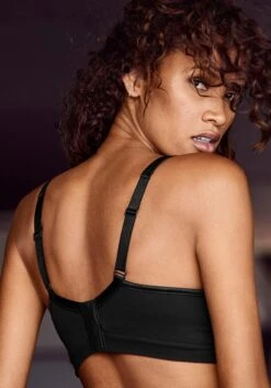 LASCANA ACTIVE Sport-Push-up-BH, Mit Bügel Und Eingearbeiteten Push-up-Kissen, Basic Dessous -Bikini Mode Geschaft eb08bd2ac4adbceb72acdacb386500b4