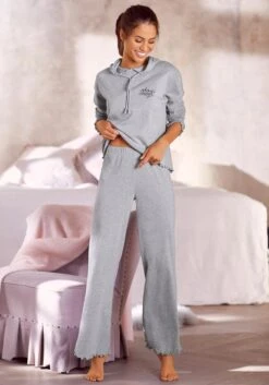 S.Oliver Pyjamaoberteil, Mit Stickerei Und Kräuselsaum -Bikini Mode Geschaft f08b758d0f15247726806564db7f8368