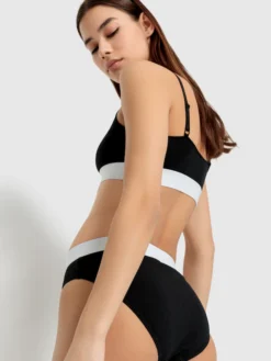 LSCN By LASCANA Jazz-Pants Slips, (Packung, 2 St.), Mit Breitem Logo-Bündchen -Bikini Mode Geschaft f2c7db125361688ccd4494145c76499e