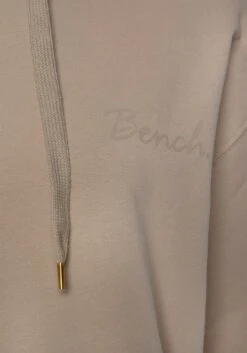 Bench. Kapuzensweatshirt, Mit Rüschensaum -Bikini Mode Geschaft ffb9283475dccd6ec22fd53f6fa2bb67
